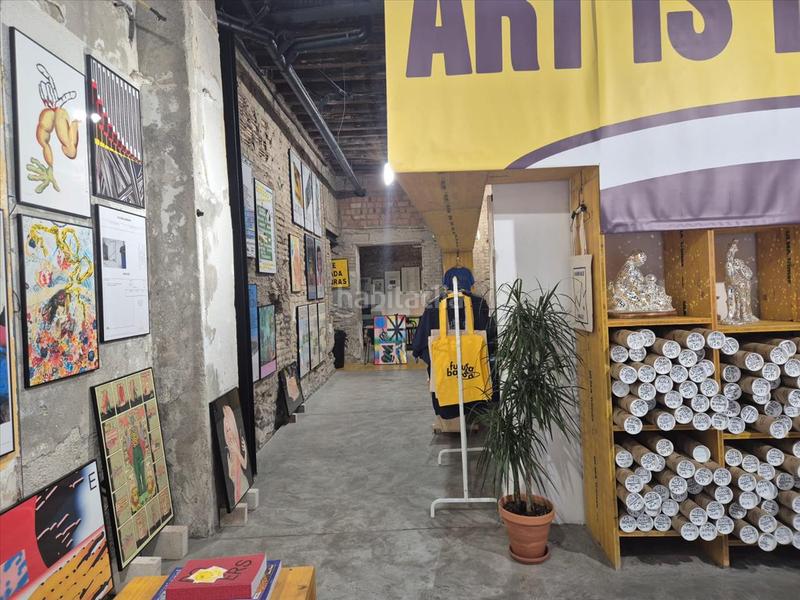 Foto a6bd8233-bf0b-4156-833b-a1f35fbf527f. Local comercial en Centro - Sagrario Granada