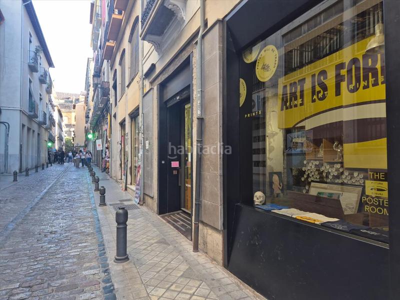 Foto e6f1fc6d-7abe-4758-9d16-e35302e92db7. Local comercial en Centro - Sagrario Granada