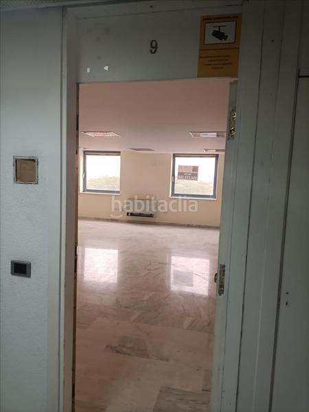 Foto 439e9c52-f17e-40c0-b769-4cd24d386fab. Office space in Urbadiez - Entrepuentes Sevilla