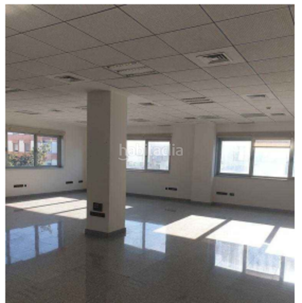 Foto 3e5c6f81-90fd-49c1-ad14-b2d19153da15. Office space in El Plantinar - Avda. La Paz - El Juncal Sevilla