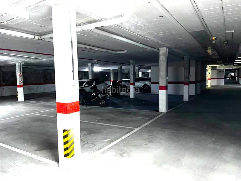 Foto 8f462f8f-a389-4d6a-8268-4167dba804c6. Aparcament cotxe a Zona Industrial Tres Cantos