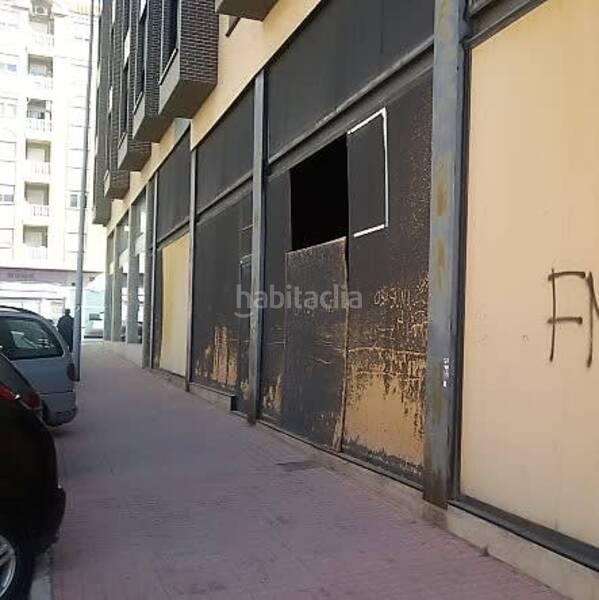 Foto e86054ac-02c6-405e-9068-429c21246678. Local commercial dans Vall d´Uixó (la)