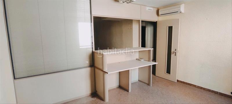 Foto 7a638eda-7bdd-43f4-a302-b2a4959a8656. Local comercial en Vall d´Uixó (la)