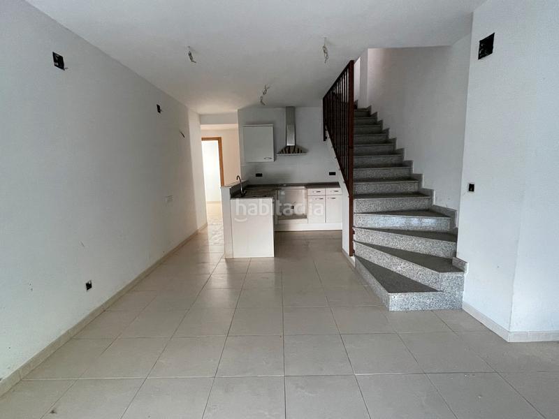 Foto b6779b58-ad53-4ed5-82c1-5d7379a87edb. Duplex in Alcanar