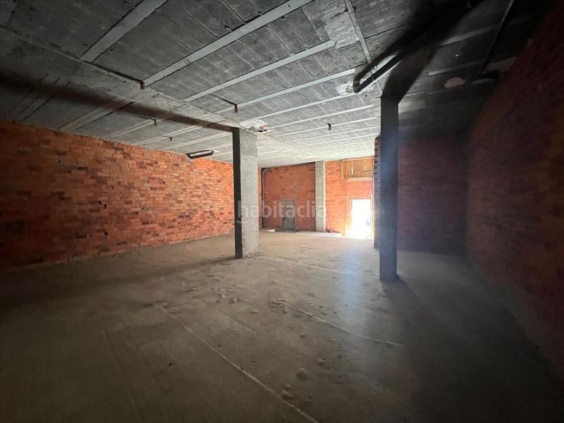 Foto 71ed2de6-31c3-4d35-a29e-e11cdfc78cd0. Local comercial a Bertamirans Ames