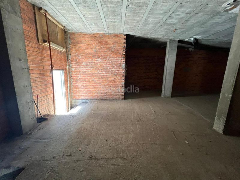 Foto d4577cf9-d9eb-4669-844c-2cd0e941ea72. Local comercial a Bertamirans Ames