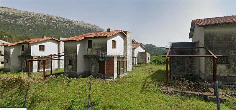 Foto 4bb3ef1c-7b52-49d2-a957-74ddb73b1873. Edificio en Ruesga