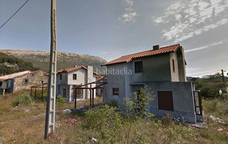 Foto ae66445d-4110-4497-931c-89c1b6261768. Edificio en Ruesga