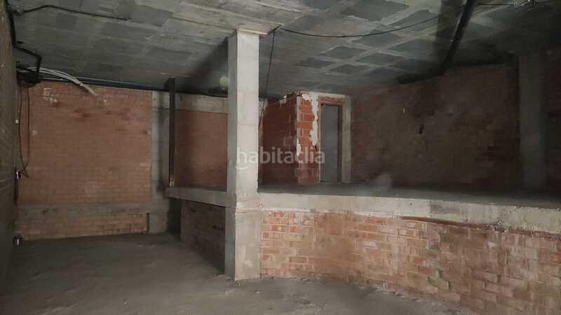 Foto 0b1279f3-71f1-4348-8e44-d9ecd3d26abf. Local commercial dans Poble Nou Manresa