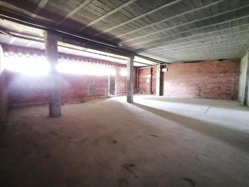 Foto b5aa4599-a1a9-4298-8ec4-0f9077e10818. Local comercial a Lavadores Vigo