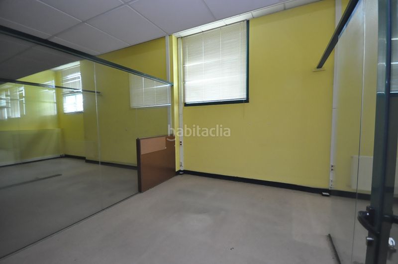 Foto 92429c0d-7f91-41f8-8256-c650f7ea6228. Local comercial en Bertamirans Ames