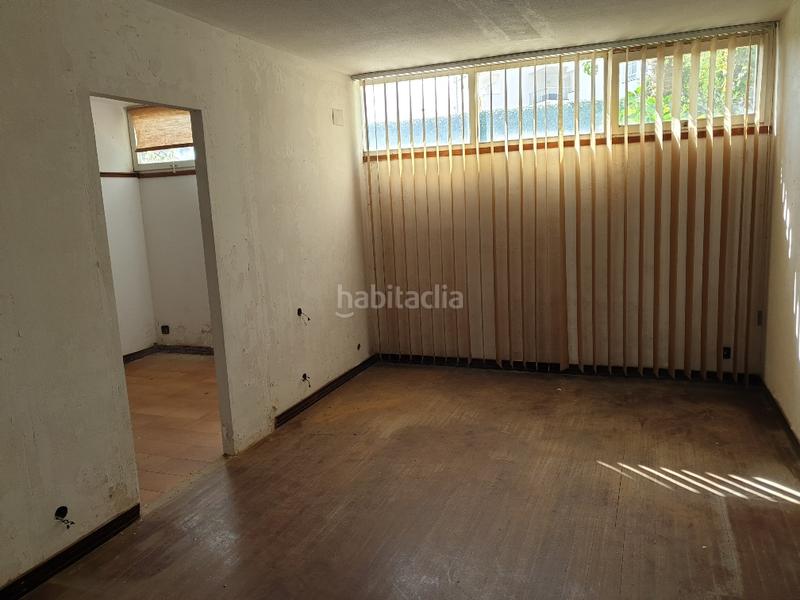 Foto 43e293b5-0717-4560-83c1-c010434141f2. Local comercial a Eixample Residencial Escala (L´)