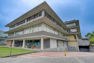 Local Comercial  Enekuribidea, edificio fatima