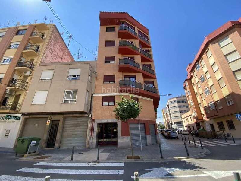 Foto 145f21c2-6948-4410-90a9-c5aea580fb50. Business premise in Plaza Donoso Cortés - Avenida Magdalena Castellón de la Plana