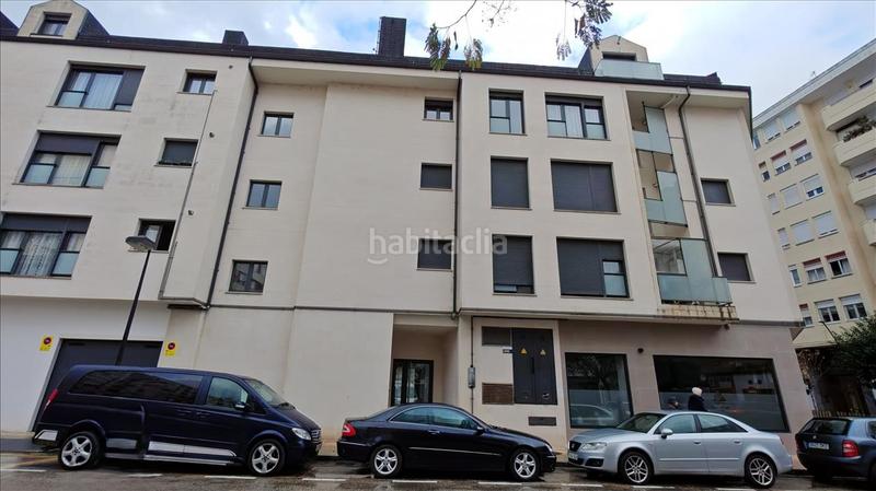 Foto a0e45801-e2fc-4366-b12b-ce5d305aec26. Aparcament cotxe a Inmobiliaria - Barreda Torrelavega