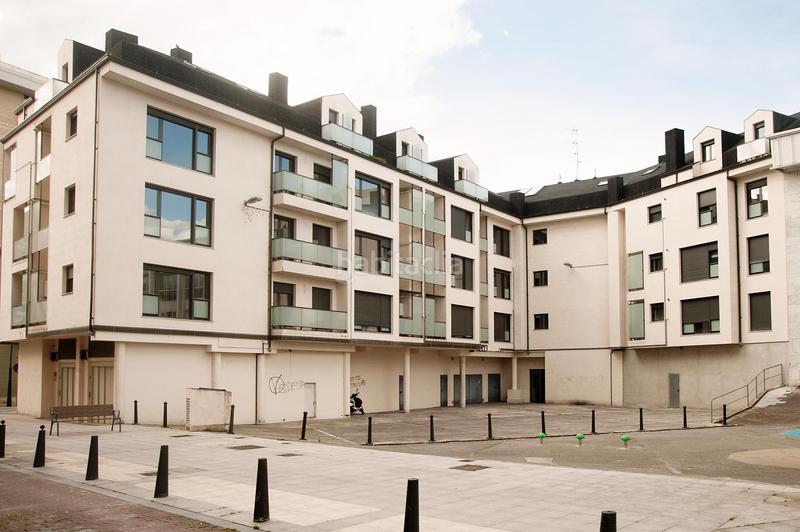 Foto e684759a-d0ee-41f3-9a95-d2bea5cbeb4b. Car parking in Inmobiliaria - Barreda Torrelavega