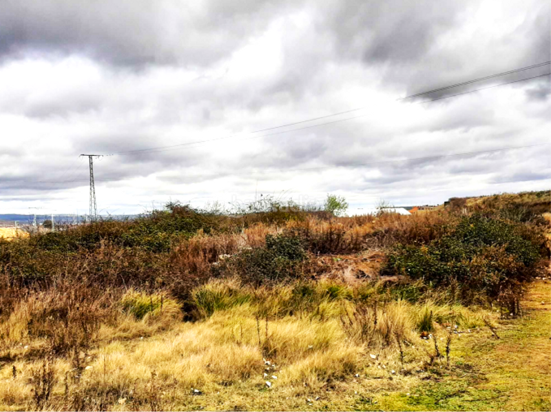 Foto b270ca19-27b6-4366-b49e-d82b6a3f73c5. Terreno residenziale in Lardero