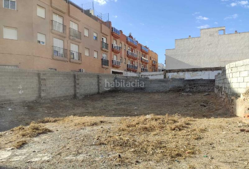 Foto 0b0bf215-d1ea-4ba1-801d-5b2738f0a7f5. Terreno residencial en Roquetas pueblo Roquetas de Mar