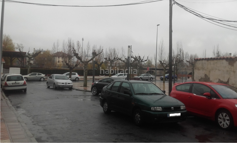 Foto 6373c846-a64d-4369-adba-c251c2cc1f11. Terrain résidentiel dans Puente Castro León