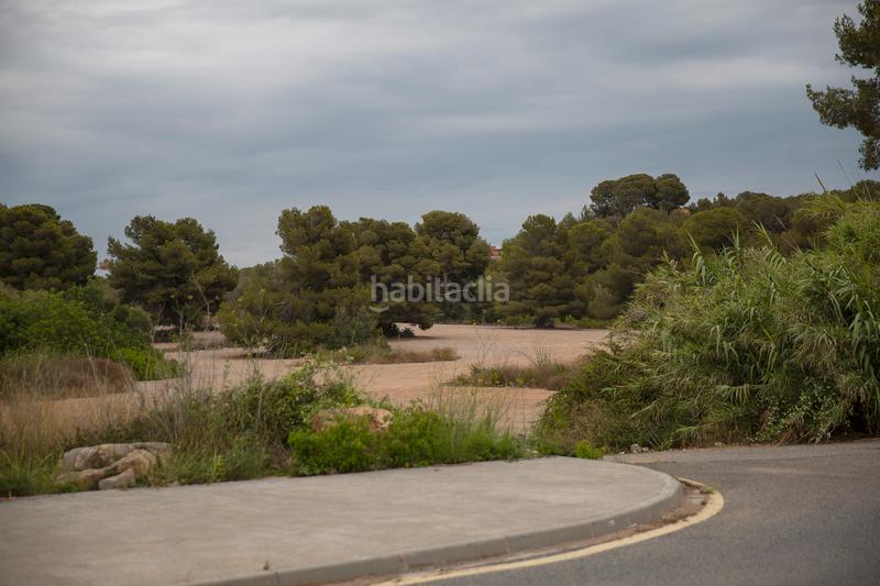 Foto c23e9bb0-d05c-4c69-b632-617e07bce953. Terreny residencial a Llevant Tarragona