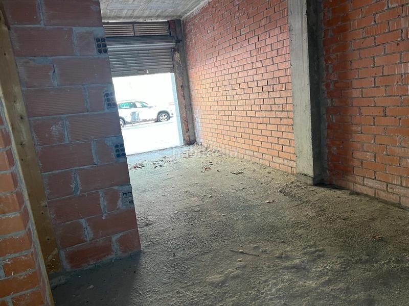 Foto 416f9c3d-6258-496b-8f2f-0983afa27316. Local commercial dans Parc Central Barberà del Vallès