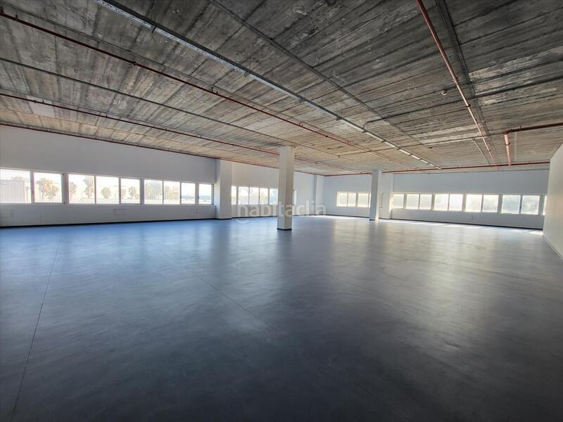 Foto c85b7ba7-f72b-45a1-af92-1e88057e561c. Local comercial a Aldaia