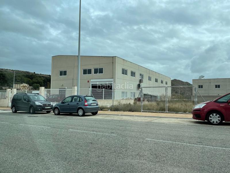 Foto 872332e0-c356-4f31-885c-cf7337b12a96. Capannone industriale in Campo Alto-Club de Campo Elda