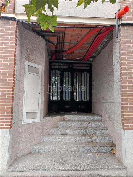 Foto 264da33d-e674-4748-8816-cf5c07f95fc0. Local comercial a Cuatro Vientos Ponferrada