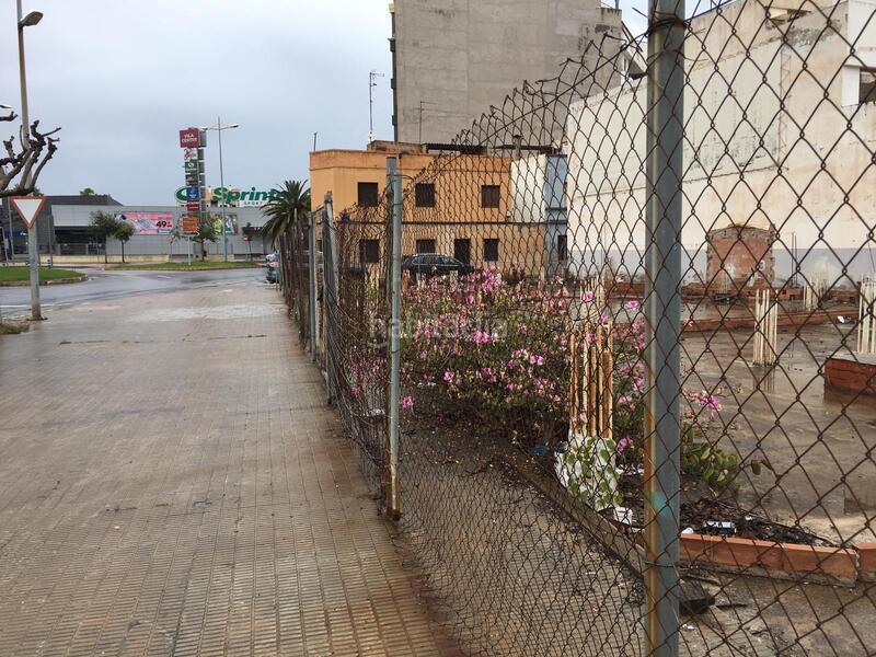 Foto 88fedb4b-5611-45f3-b6de-dc9847609cd6. Edificio en Sant Francesc Valencia