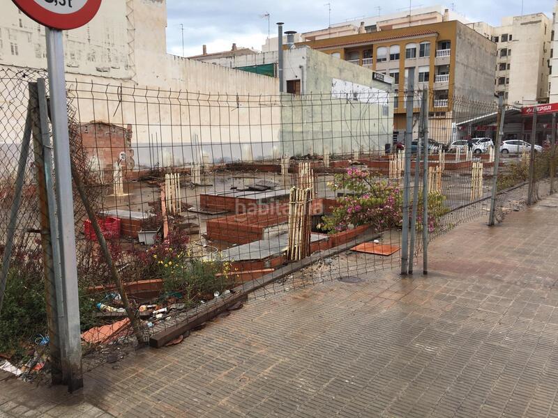 Foto e487adde-ebad-4118-9dea-572de5f9cff2. Edifici a Sant Francesc Valencia