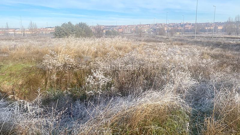 Foto 0abae369-ecb0-4ca3-81b6-5b0cf906f8d3. Terreno residenziale in Sónsoles Ávila