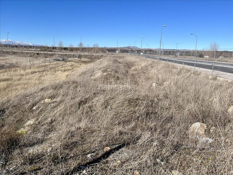 Foto b3d8a870-ddc7-4738-a6de-1c6d3c754f77. Terreno residenziale in Sónsoles Ávila