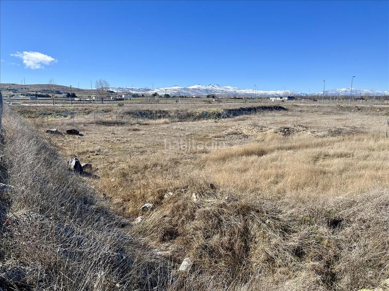 Foto d5b011d9-6e80-4acb-8831-87dfb0a5562d. Terreno residenziale in Sónsoles Ávila