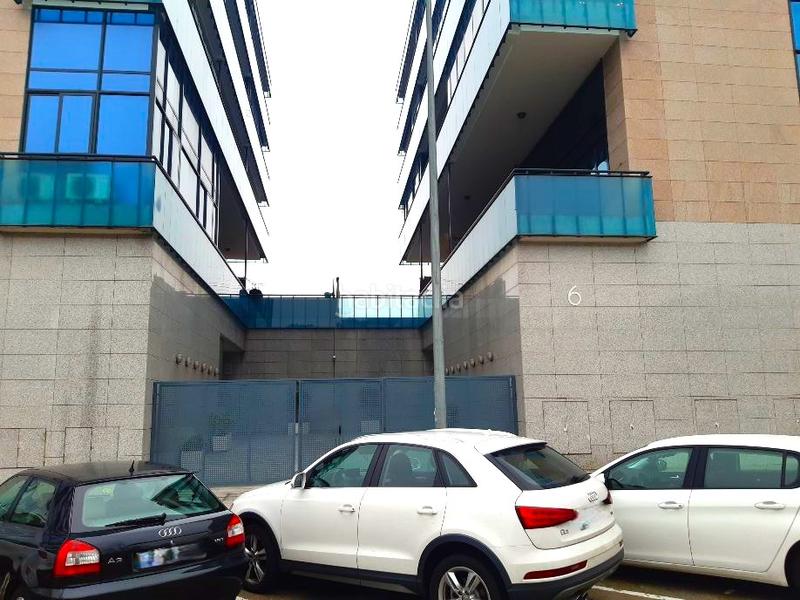 Foto 966576e1-210a-45f5-8ff6-49309ac6fd62. Autoparkplatz in Dehesa Vieja-Puente Cultural San Sebastián de los Reyes