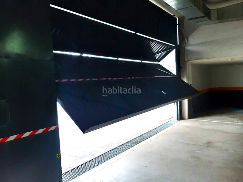 Foto ead7e887-81be-4fd0-a7d4-d4533dd15444. Posto auto in Dehesa Vieja-Puente Cultural San Sebastián de los Reyes