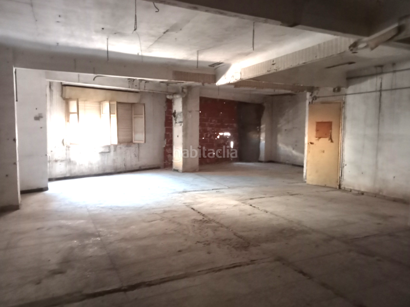 Foto 9cd4ac0f-95ae-4c33-b10a-e0853bbf6d73. Nave industrial en Plaza Castelar - Mercado Central Elda