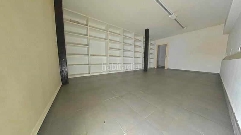 Foto 3893fd26-5be1-4c0e-94de-44e926982190. Local comercial a Segundo Ensanche Pamplona / Iruña