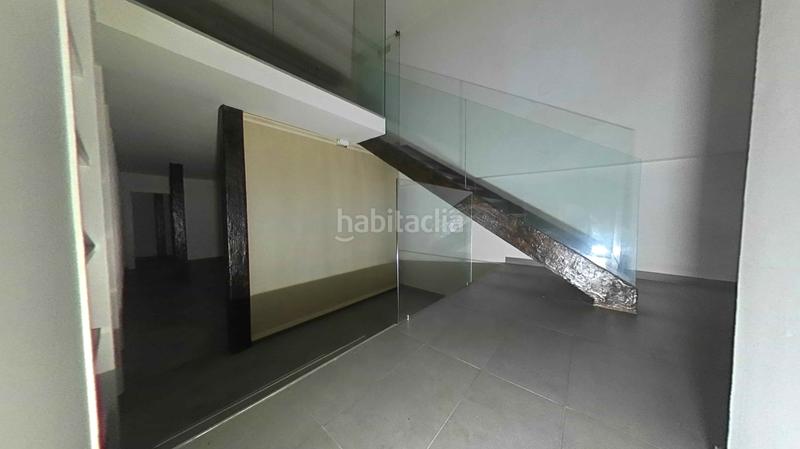 Foto 63ac9013-6ee9-4490-a320-4f55d2715685. Local comercial a Segundo Ensanche Pamplona / Iruña