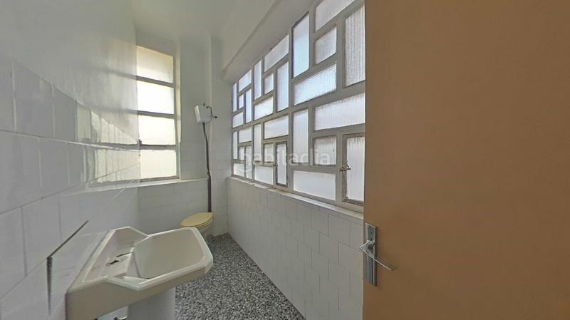 Foto ab96c5fc-5c94-43ff-bef1-f2f8bc665296. Édifice dans Onil