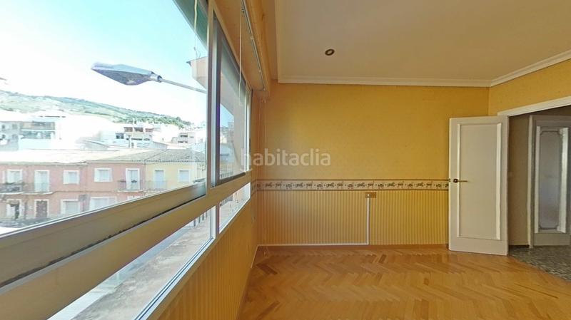 Foto f1916134-f1ef-4638-8372-b43f1491ef55. Édifice dans Onil