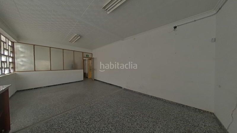 Foto f8d6d46c-c04f-40a4-a8ee-5a3cf57f89e0. Édifice dans Onil