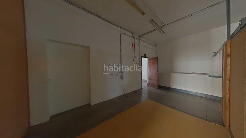 Foto 8f70d6d7-b03a-4914-adf3-a1e7f7acd946. Edifici a Onil