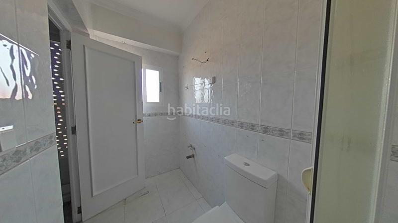 Foto a3a23e33-467c-483c-8792-81385e996a08. Edifici a Onil