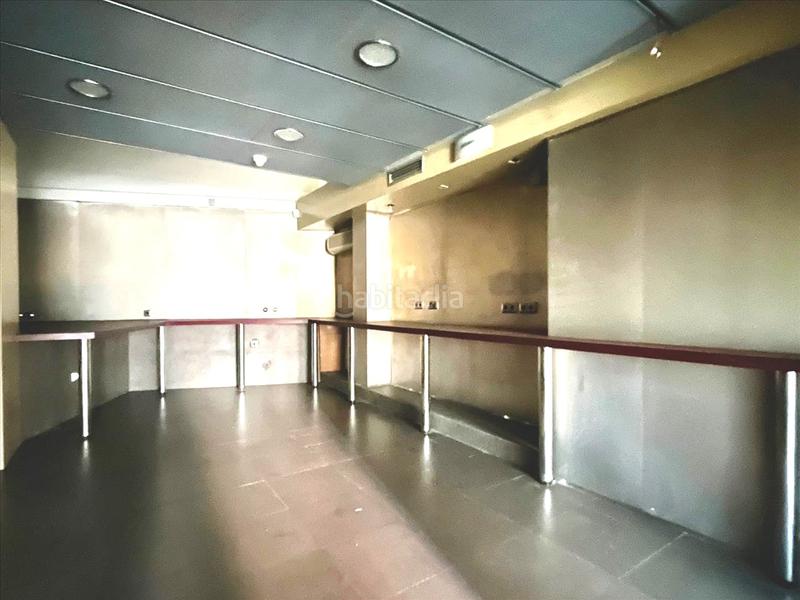 Foto b35baa02-2d6a-436d-a110-639217e15282. Local comercial a Segundo Ensanche Pamplona / Iruña