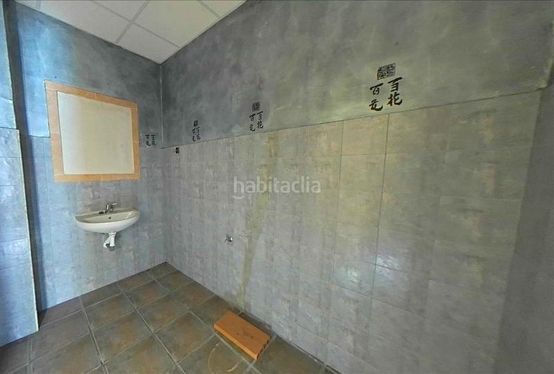 Foto 60aeced3-2a8b-4c92-84d2-442f57d85f4e. Local comercial a Juan de la Cierva Getafe