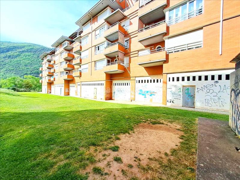 Foto 74937335-878b-49ef-bc67-849b4c36ff52. Locale commerciale in Flores de Sil - La Placa Ponferrada