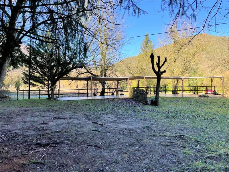 Foto feb1a192-2d07-42cb-a3a2-12a26e6fa4dc. Local comercial a Planes d´Hostoles (Les)