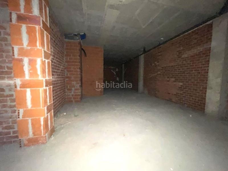 Foto 763b5a38-ea1d-43e4-af34-d4f8868a2b22. Local comercial a Flores de Sil - La Placa Ponferrada