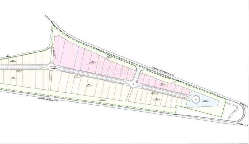 Foto 4ab13371-9cc1-49e1-827e-3383707e11f4. Fabrikhalle in Hormilla