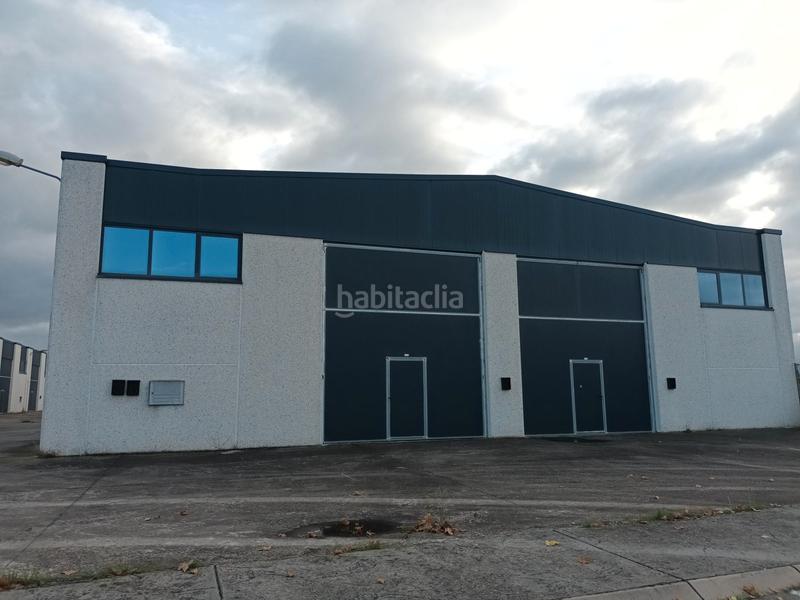 Foto c2110eac-5bd9-4159-baf0-e8b03da3db67. Fabrikhalle in Hormilla